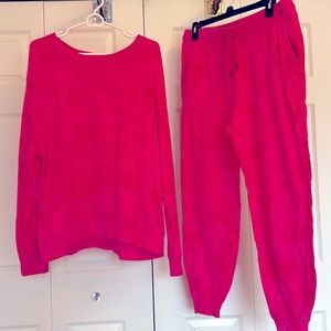 Old Navy dark pink tie dye jogger set